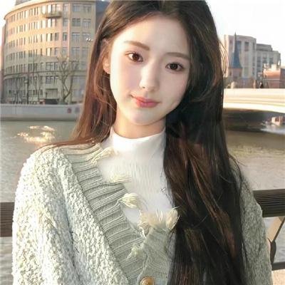 黛妃与女王